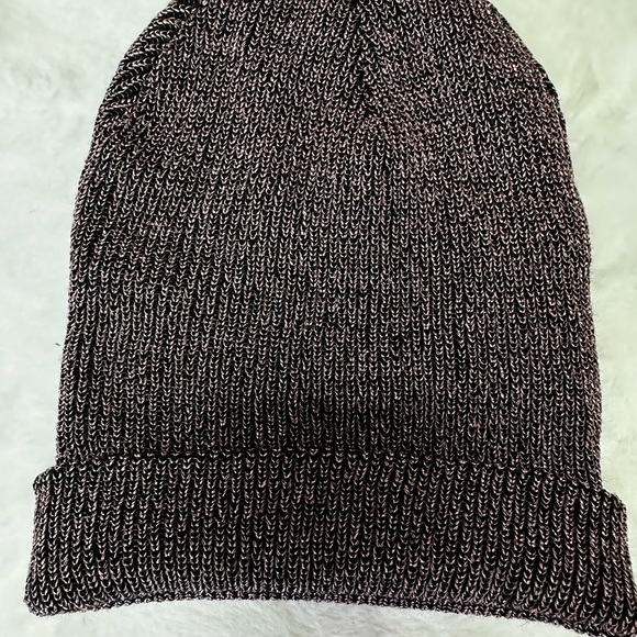 Accessories - Stylish Knit Beanie